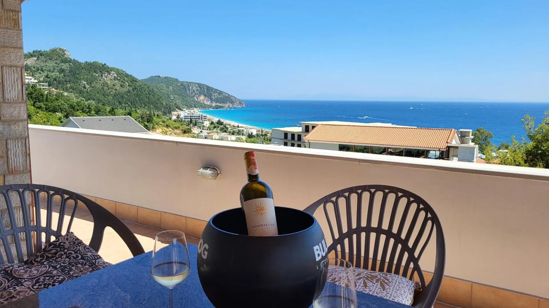 Augustus Hotel Dhermi