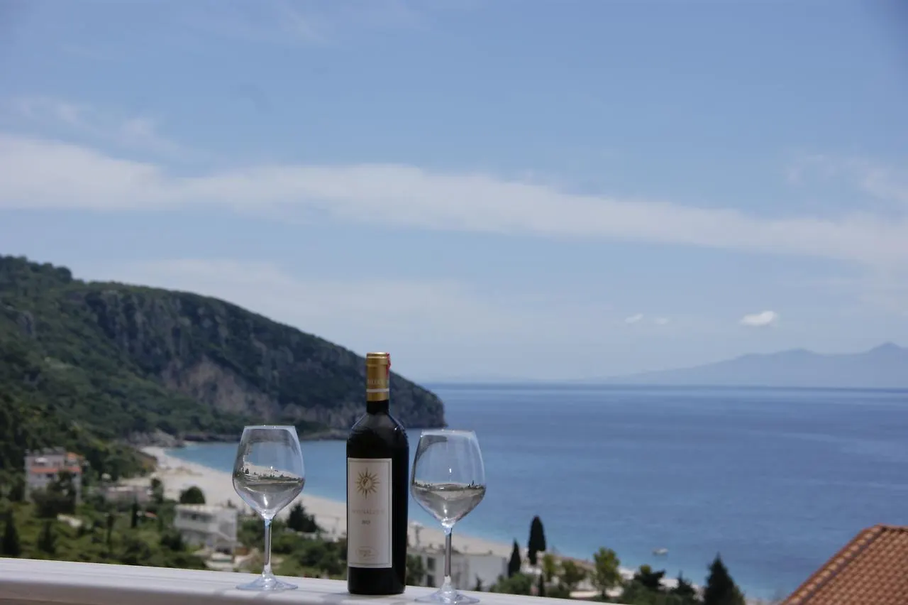 Augustus Hotel Dhërmi Αλβανία