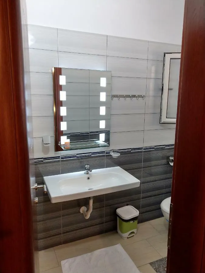 Augustus Hotel Dhermi