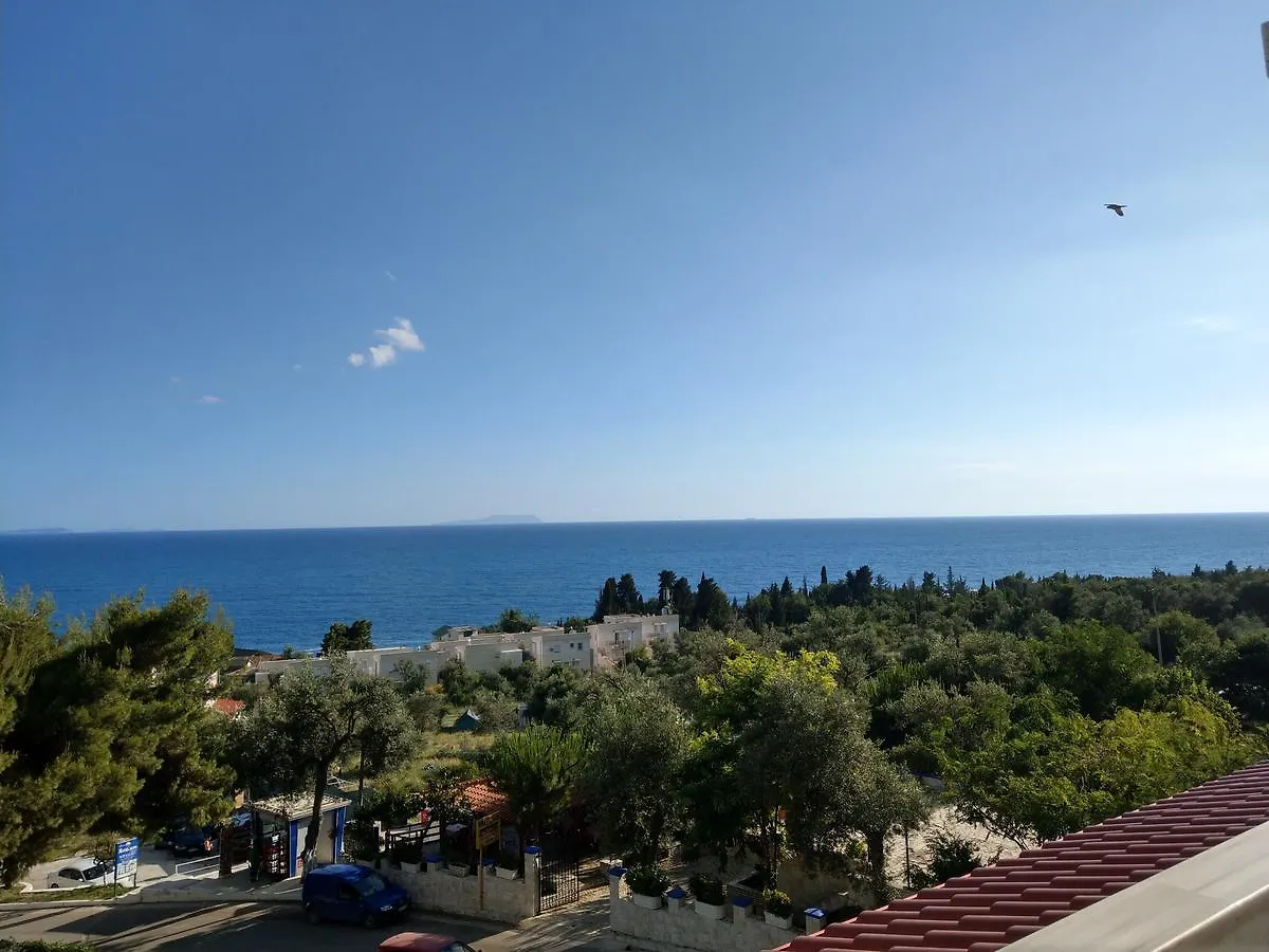 Augustus Hotel Dhërmi
